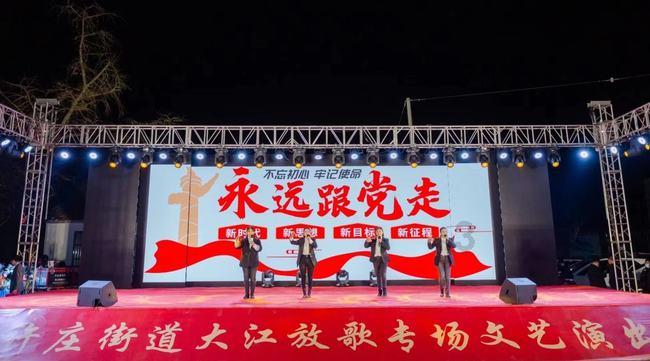 紧闭的闸门